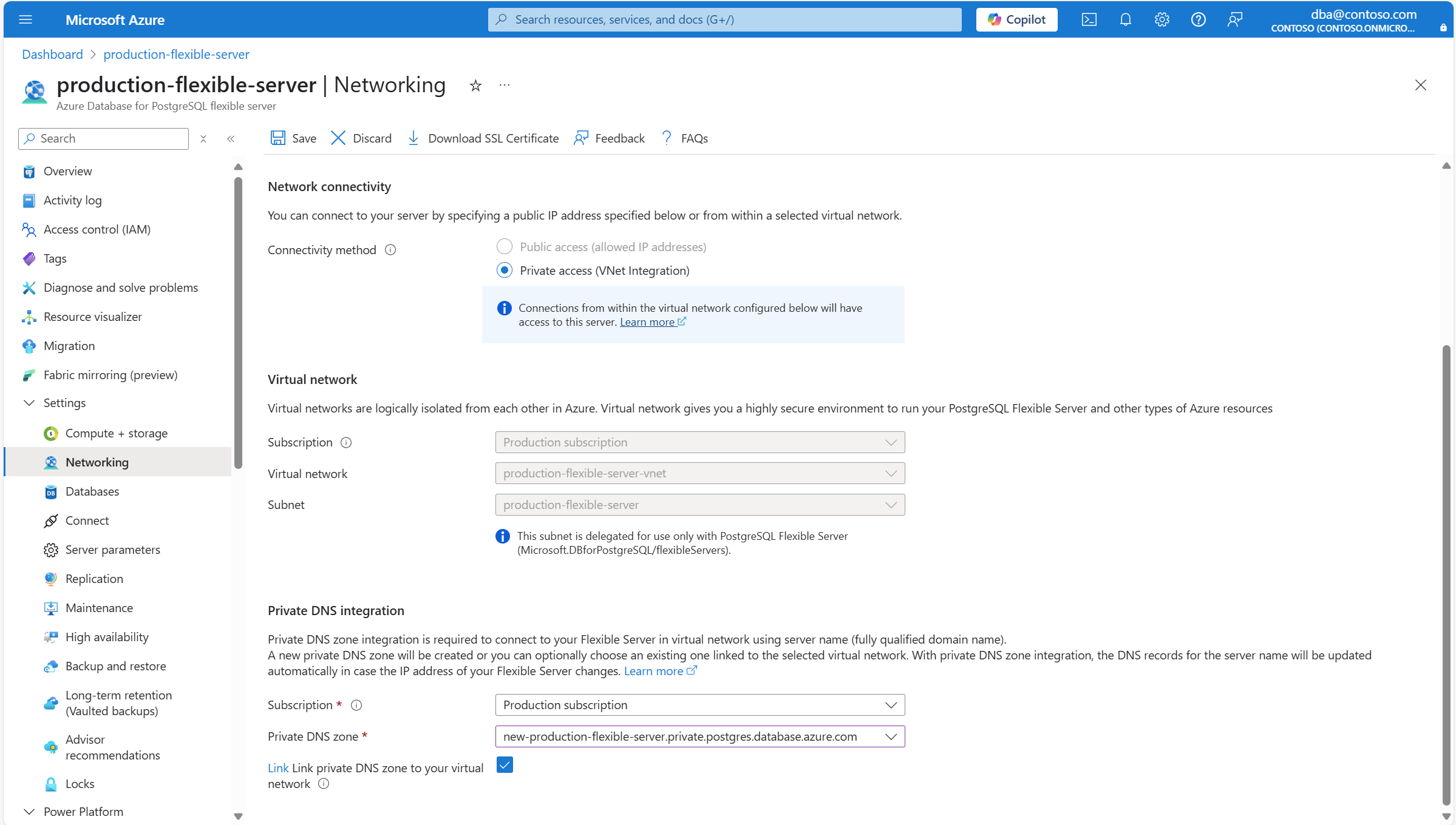 Screenshot showing how to choose if you want to link the new private DNS zone to the virtual network in which the server is injected.