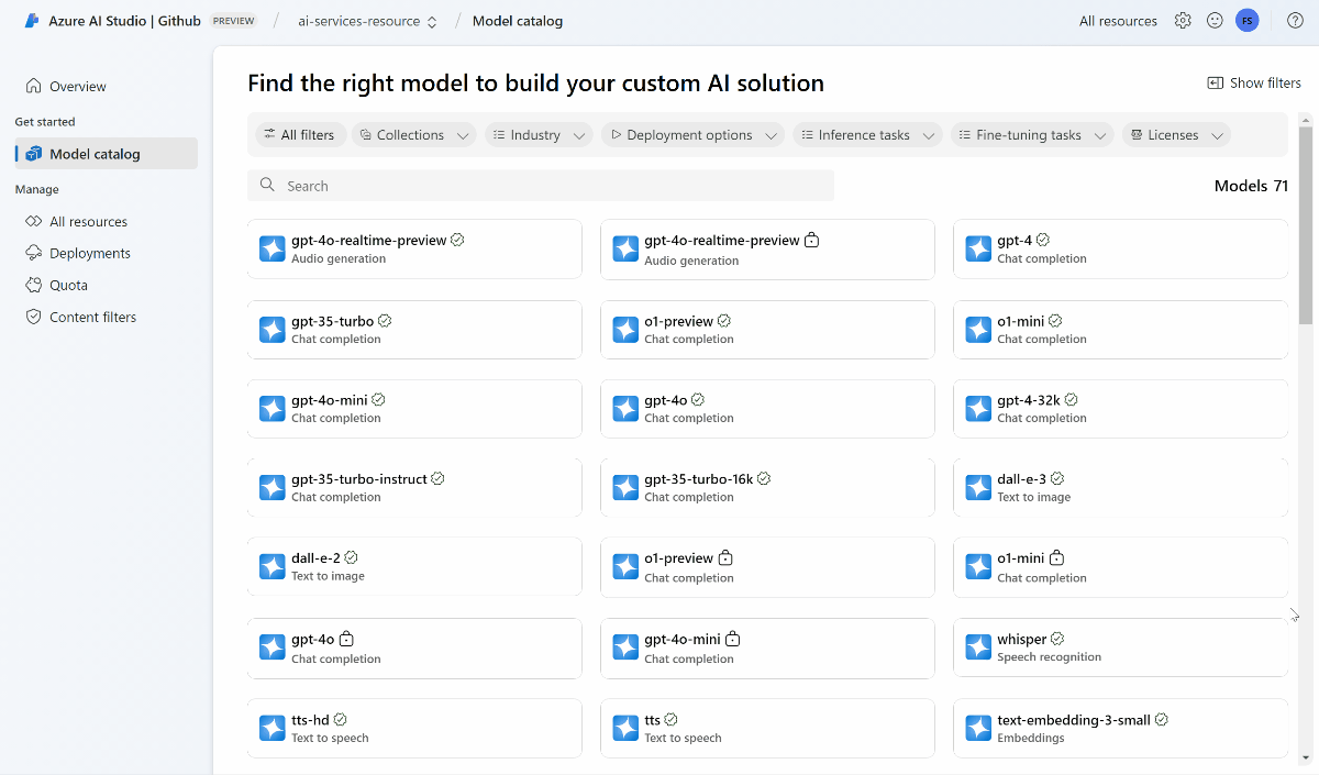 Animering som visar hur du söker efter modeller i modellkatalogen och väljer en för att visa dess information.