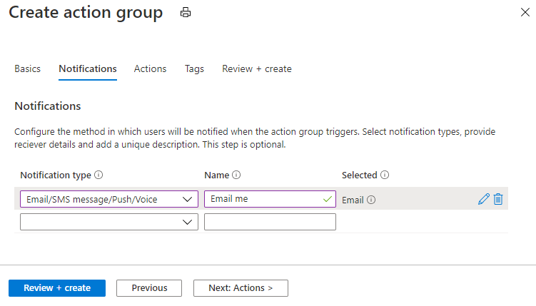 Skärmbild som visar aviseringspanelen med färdiga meddelanden.