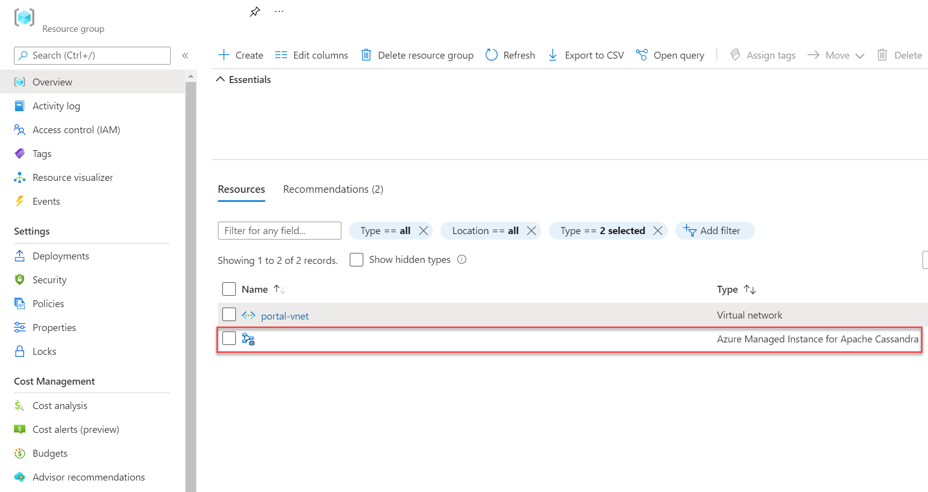 Skärmbild som visar sidan Översikt när klustret har skapats.
