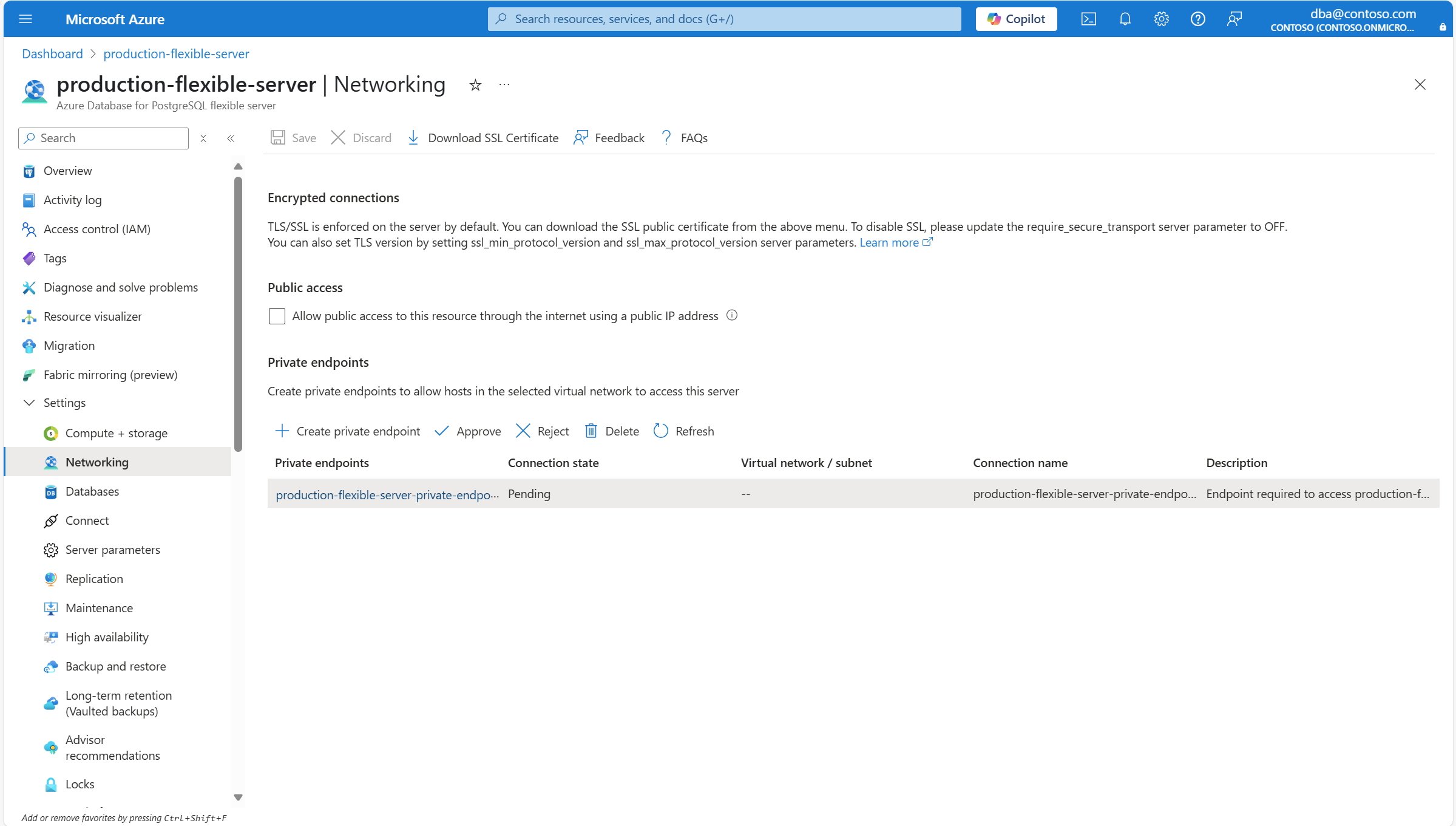 Skärmbild som visar knappen Godkänn för att utlösa godkännandet av en befintlig privat slutpunktsanslutning.