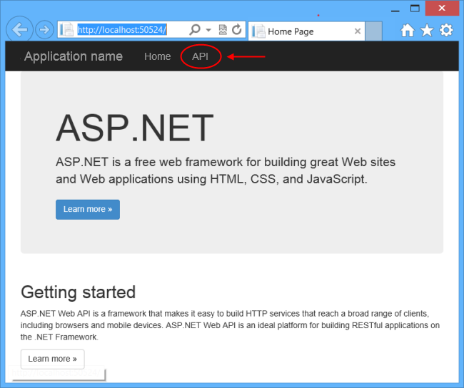 在调试模式下从 Visual Studio 启动的应用程序窗口的屏幕截图,其中 A P I 链接以红色圆圈并用红色箭头突出显示。
