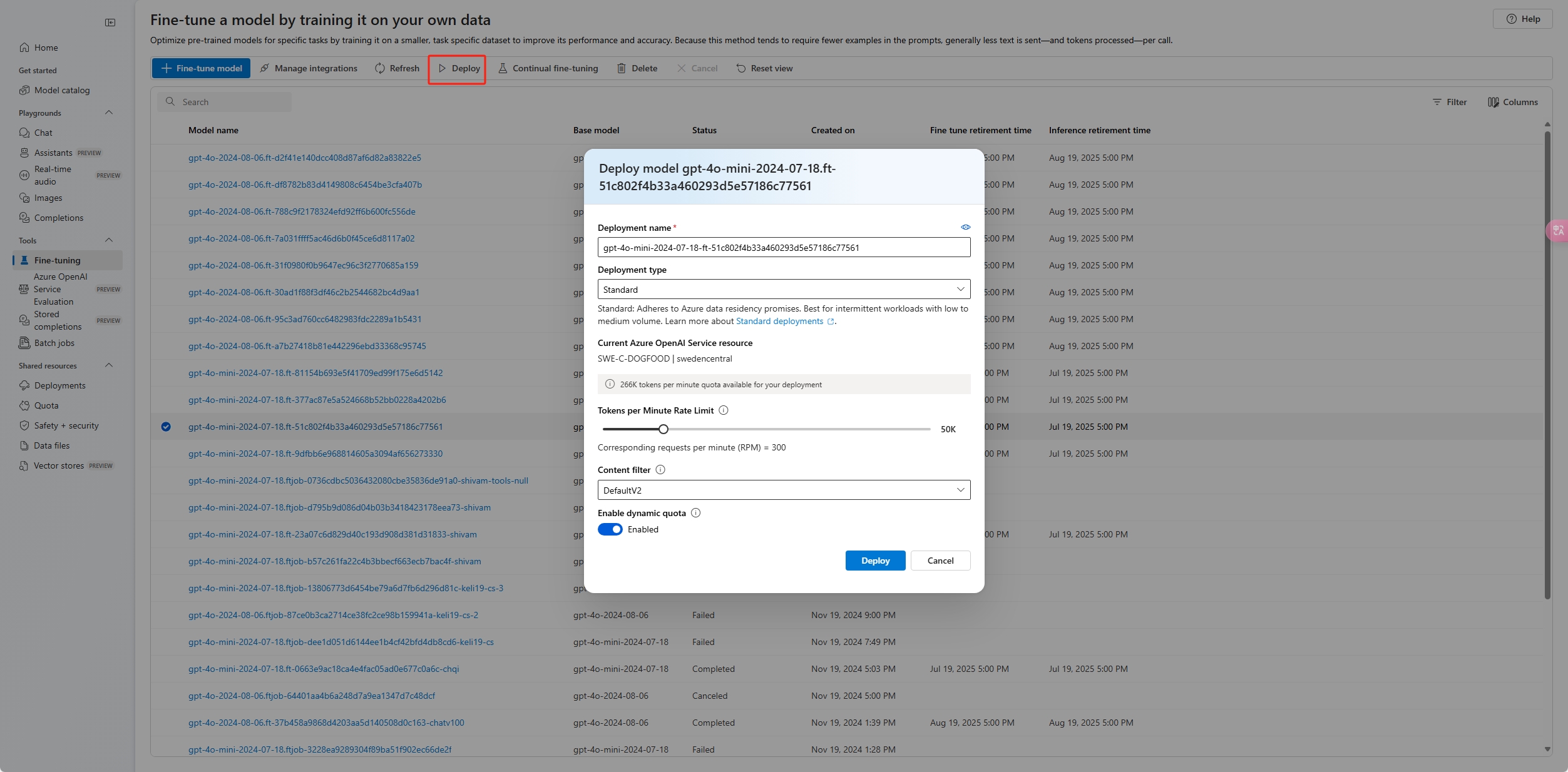 屏幕截图显示了如何在 Azure AI Foundry 门户中部署自定义模型。