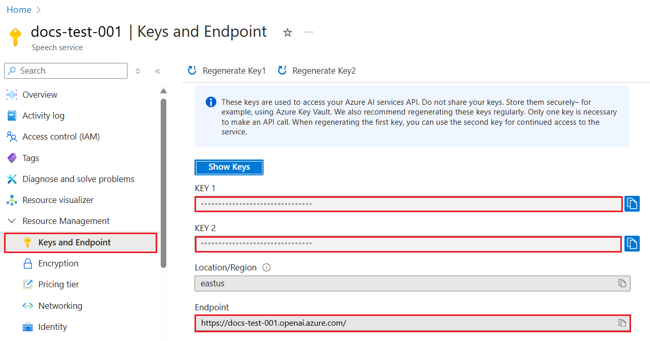 Azure 门户中 Azure OpenAI 资源概述 UI 的屏幕截图,其中终结点和访问密钥位置突出显示。