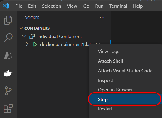 显示如何在 Visual Studio Code 中停止正在运行的 Docker 容器的屏幕截图。