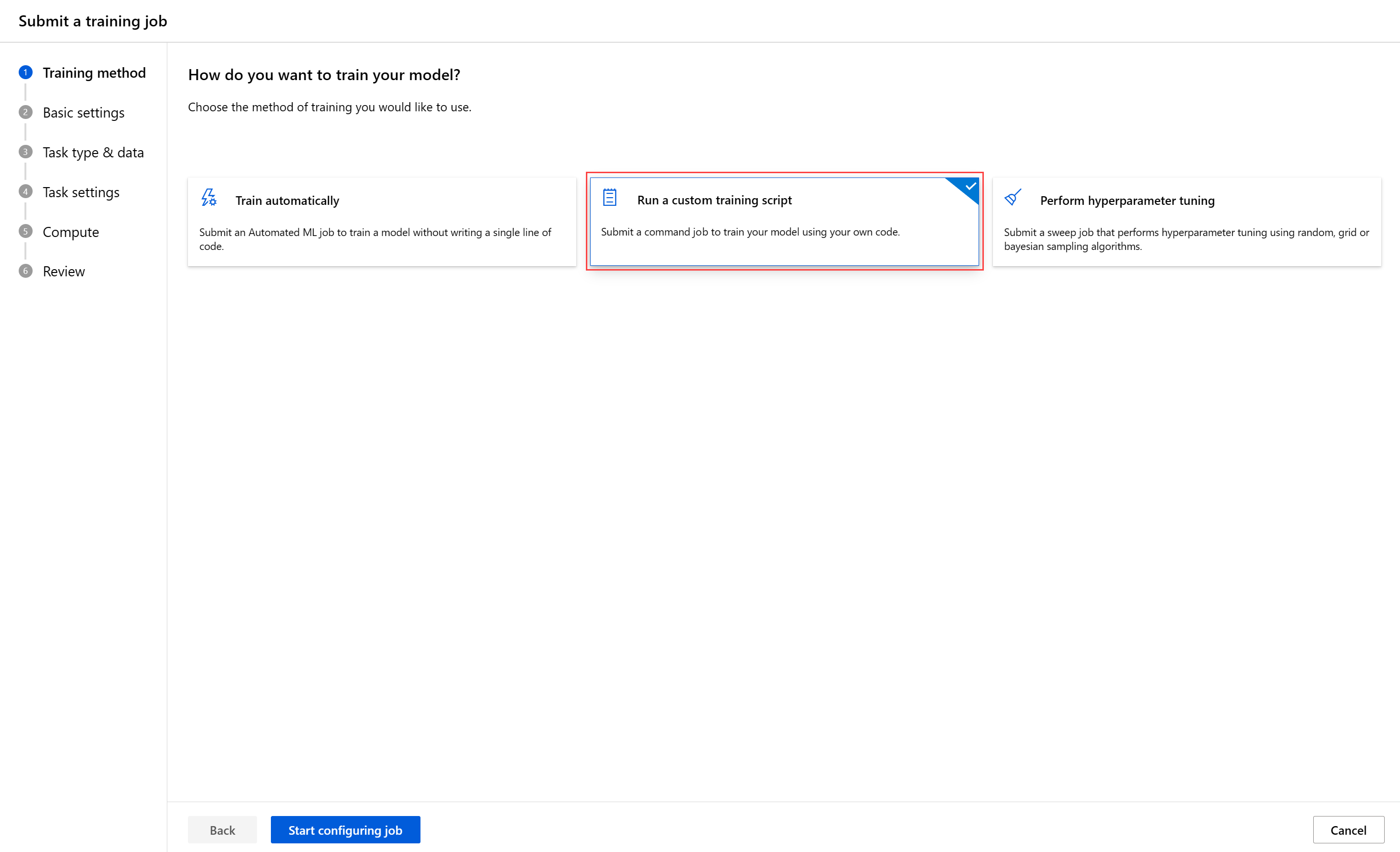 显示 Azure 机器学习工作室训练窗体上的训练方法选项的屏幕截图。
